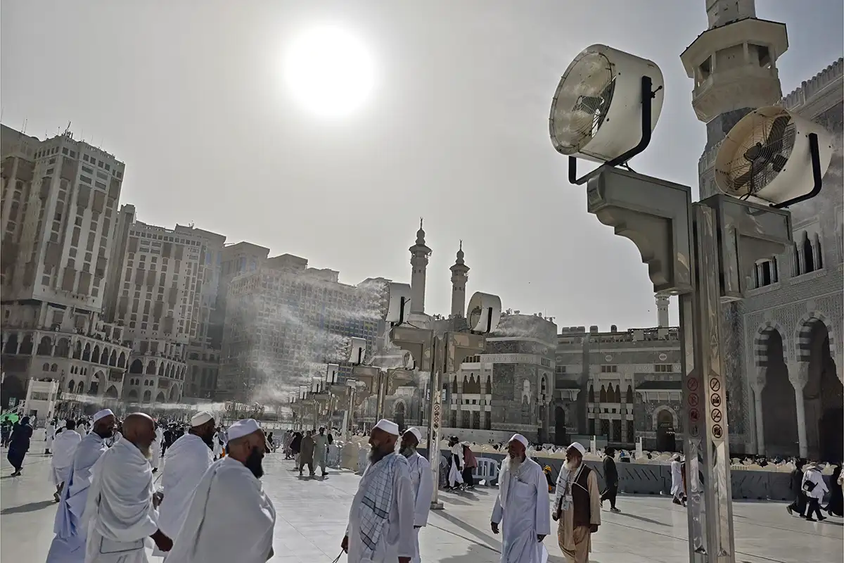 tips-mengatur-waktu-ibadah-saat-makkah-panas-ekstrem